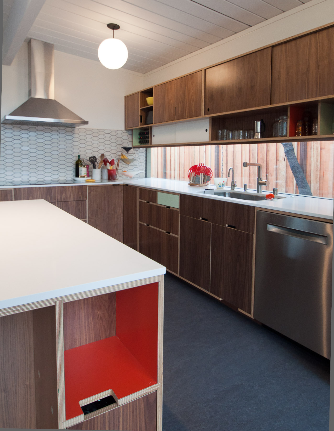 Glazed back splash